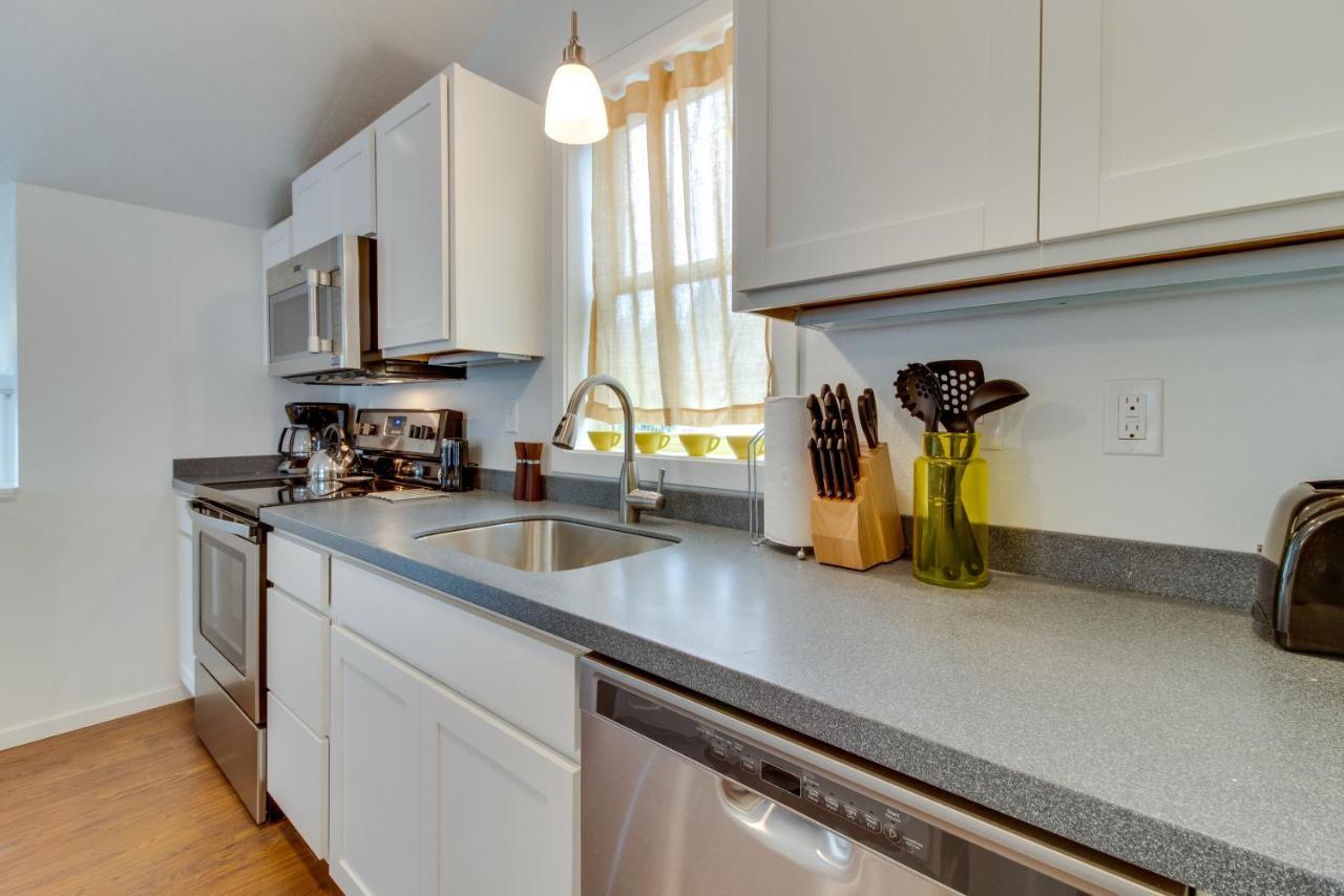 New Portland Neighborhood Studio ภายนอก รูปภาพ