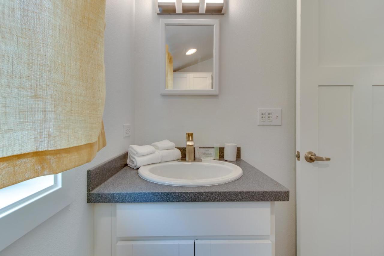 New Portland Neighborhood Studio ภายนอก รูปภาพ
