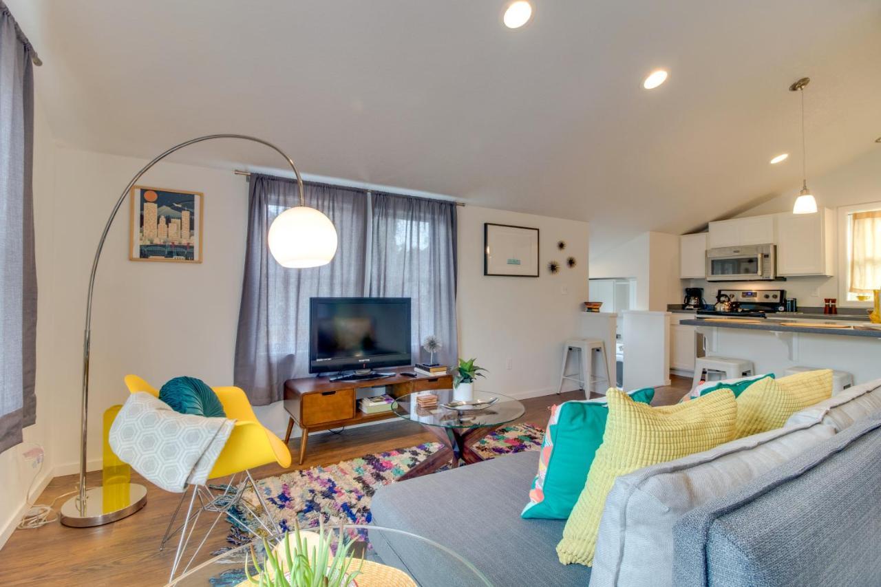 New Portland Neighborhood Studio ภายนอก รูปภาพ